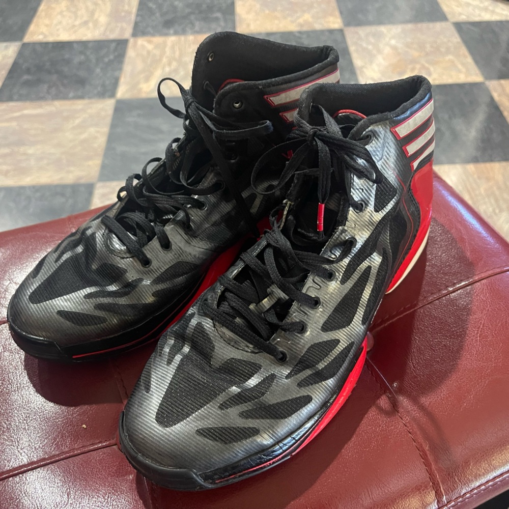 crazy light adidas basketball shoes